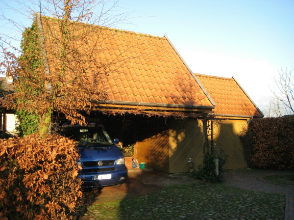 Carport mit Fahrradschuppen