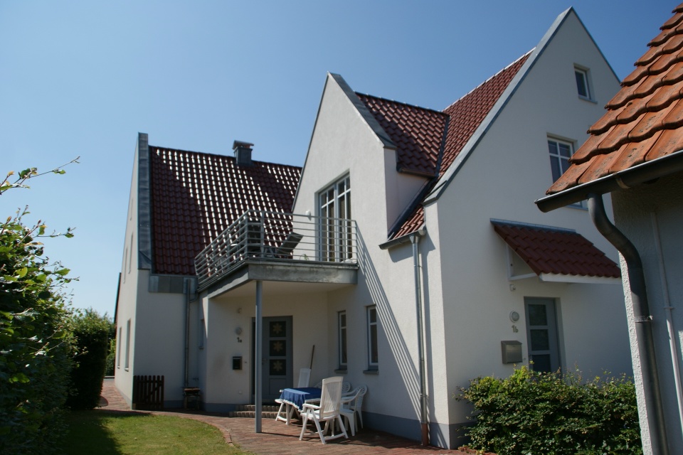 Innenhof neu mit Tarasse und Balkon